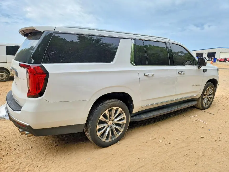 2021 GMC YUKON XL DENALI  