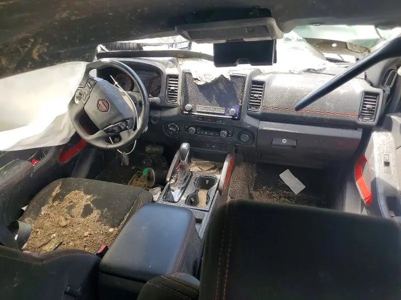 2024 NISSAN FRONTIER PRO-4X  
