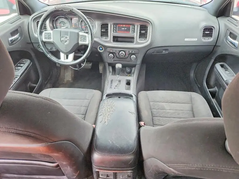 2013 DODGE CHARGER SE  