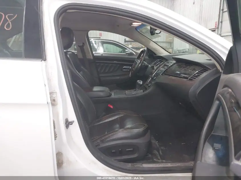 2011 FORD TAURUS LIMITED