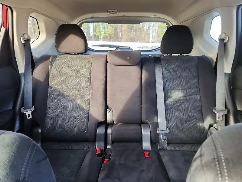 2014 NISSAN ROGUE SV  
