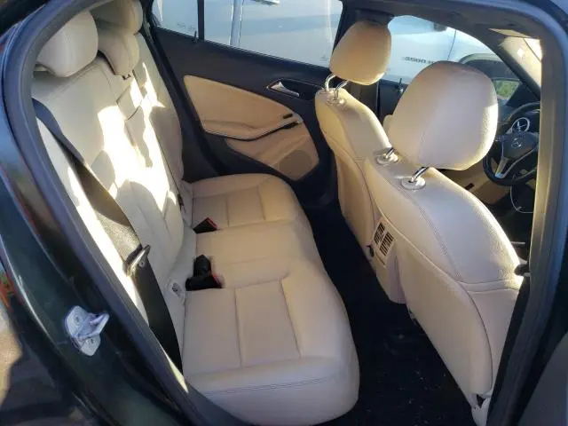 2015 MERCEDES-BENZ GLA 250 4MATIC  