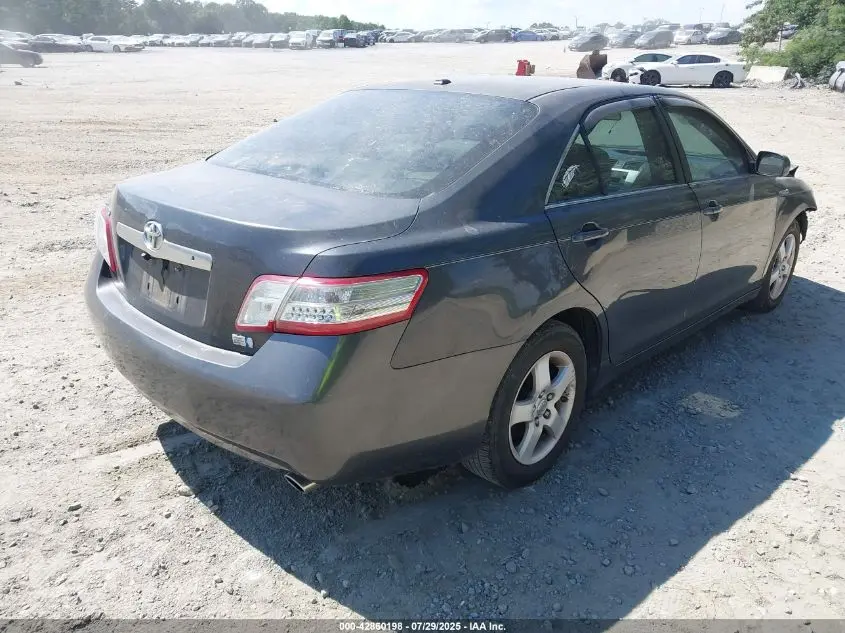 2011 TOYOTA CAMRY HYBRID  