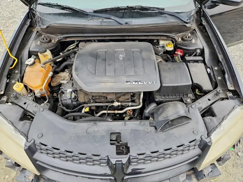 2013 DODGE AVENGER R  