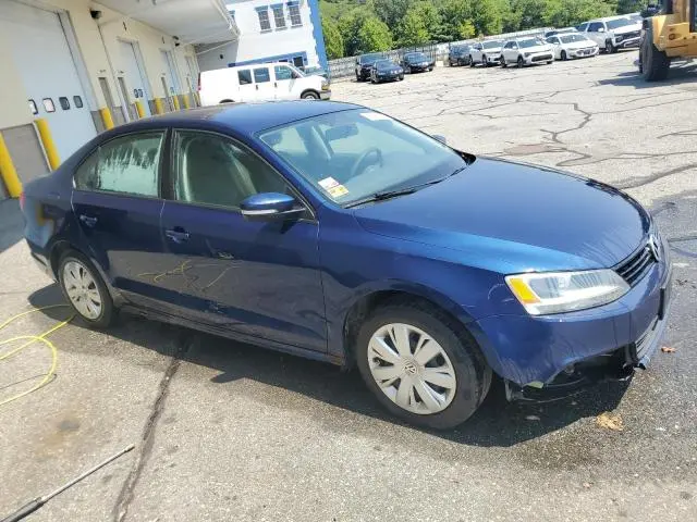 2011 VOLKSWAGEN JETTA SE  