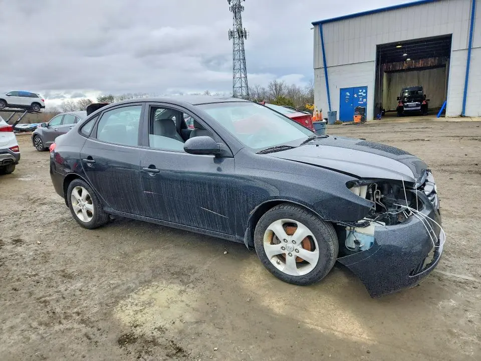 2010 HYUNDAI ELANTRA SE  