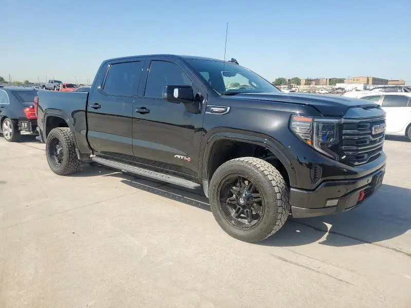 2023 GMC SIERRA K1500 AT4  