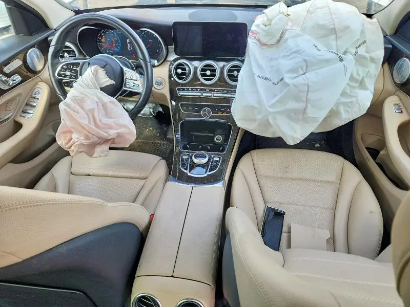 2021 MERCEDES-BENZ C 300  