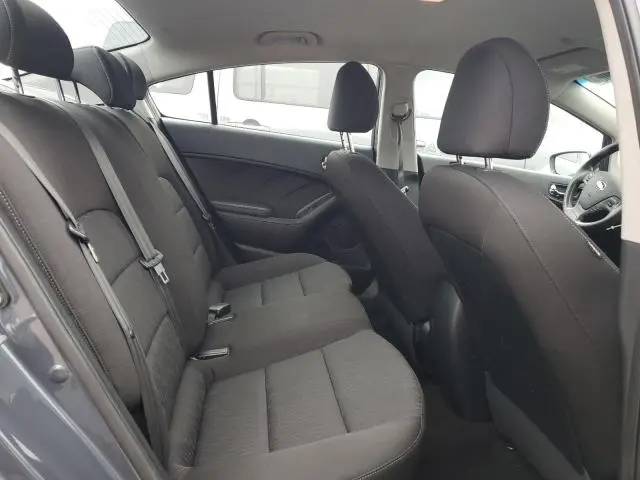 2016 KIA FORTE LX  