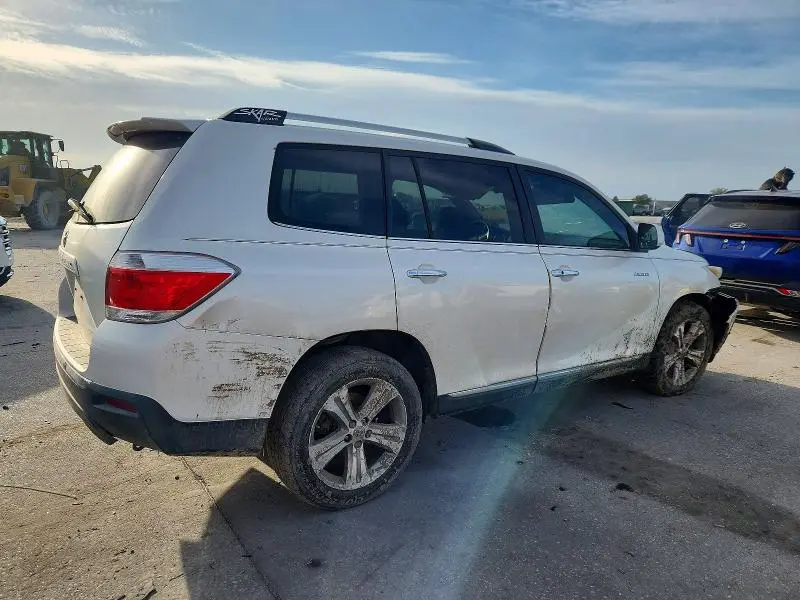 2011 TOYOTA HIGHLANDER LIMITED  