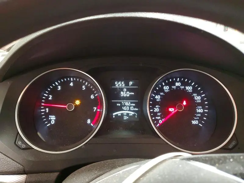 2016 VOLKSWAGEN JETTA SE  