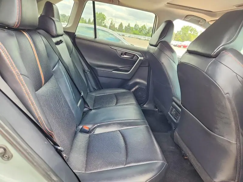 2019 TOYOTA RAV4 ADVENTURE  