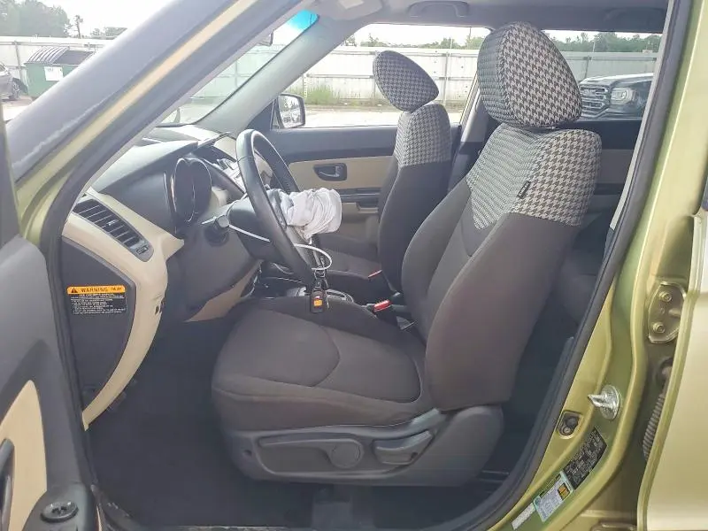 2010 KIA SOUL +  