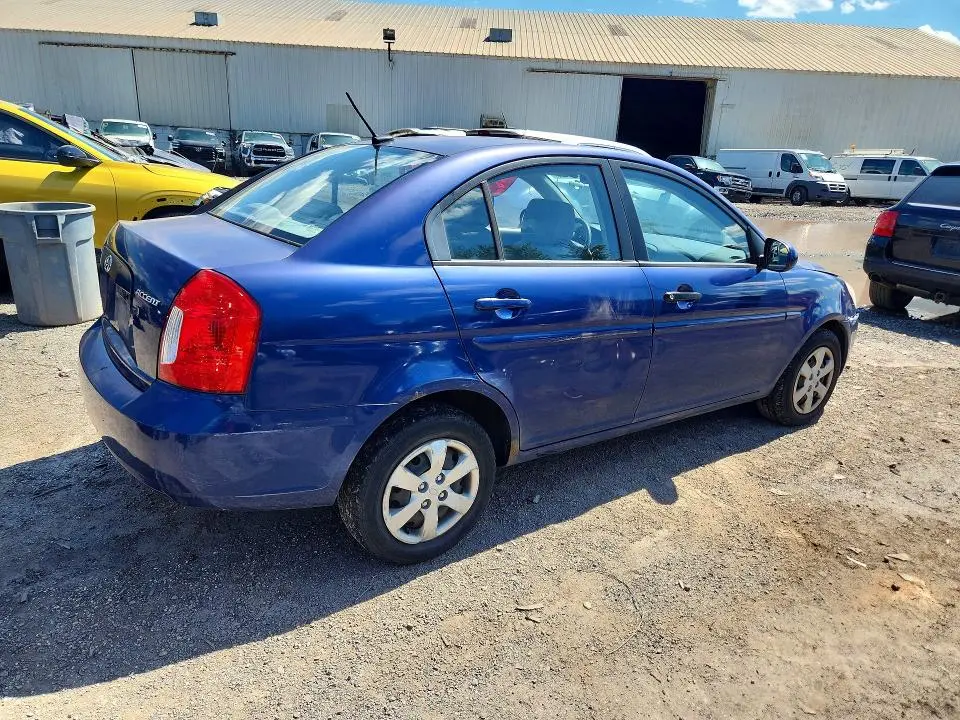 2010 HYUNDAI ACCENT GLS  