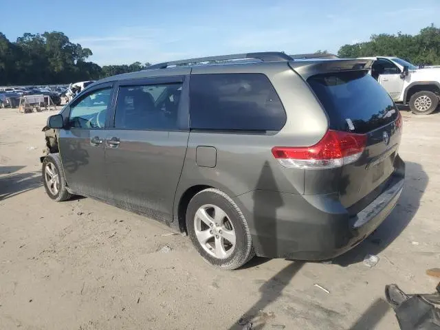 2012 TOYOTA SIENNA LE  