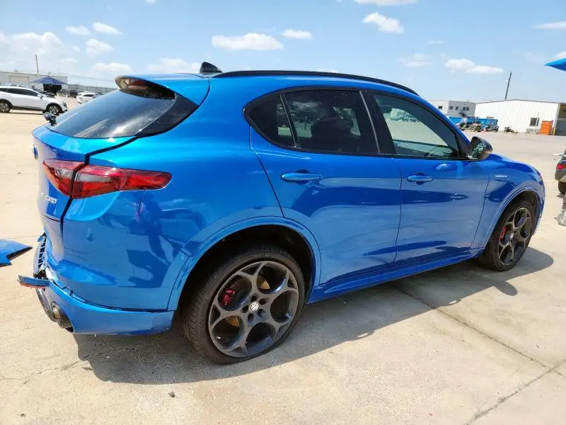 2022 ALFA ROMEO STELVIO TI  