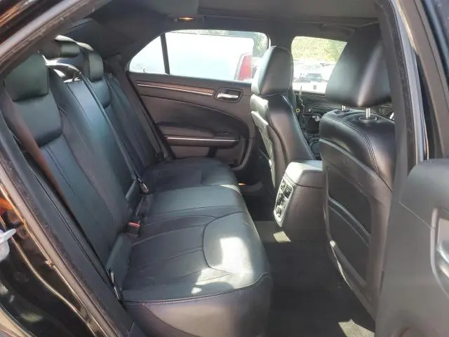 2014 CHRYSLER 300C VARVATOS  