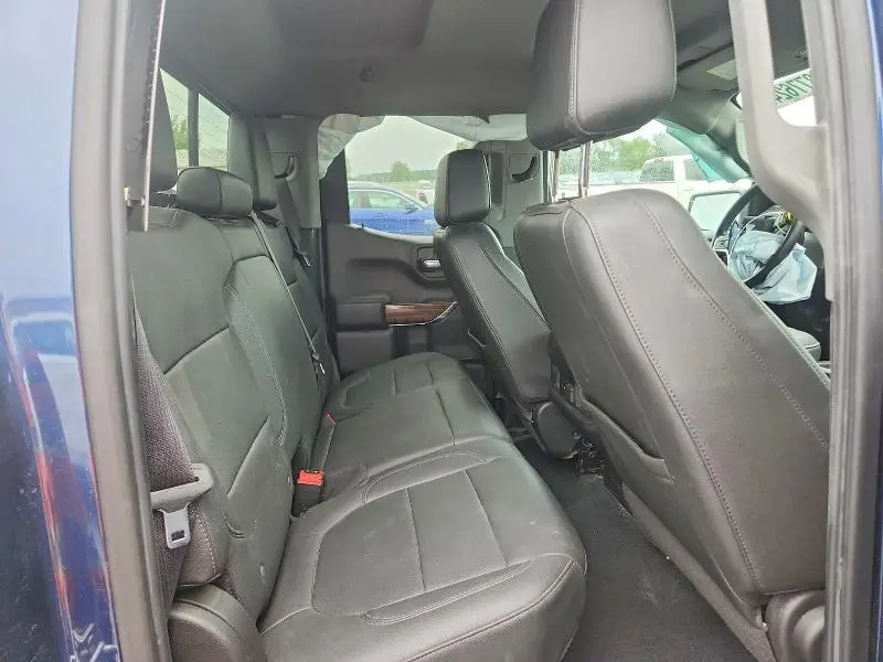 2021 CHEVROLET SILVERADO K1500 RST  