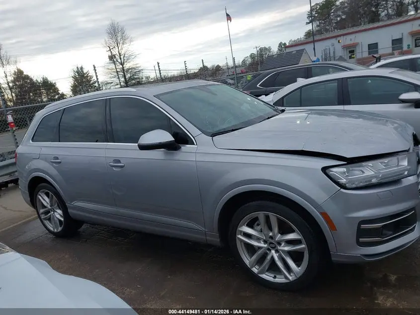 2017 AUDI Q7 3.0T PREMIUM