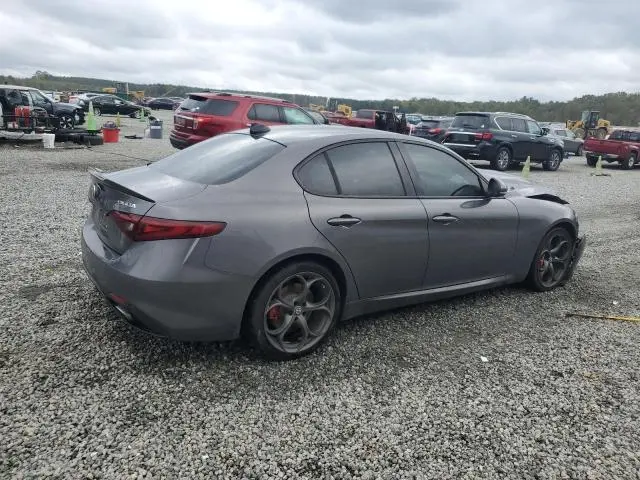 2017 ALFA ROMEO GIULIA TI Q4  