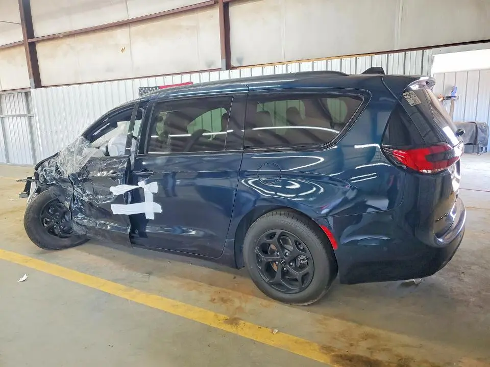 2024 CHRYSLER PACIFICA HYBRID SELECT  