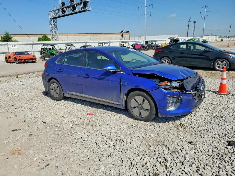 2020 HYUNDAI IONIQ SE  