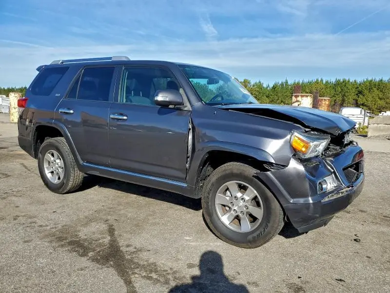 2010 TOYOTA 4RUNNER SR5  