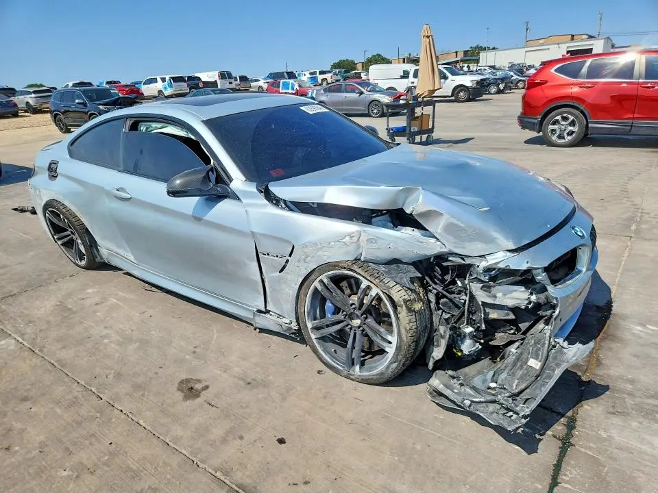 2015 BMW M4   