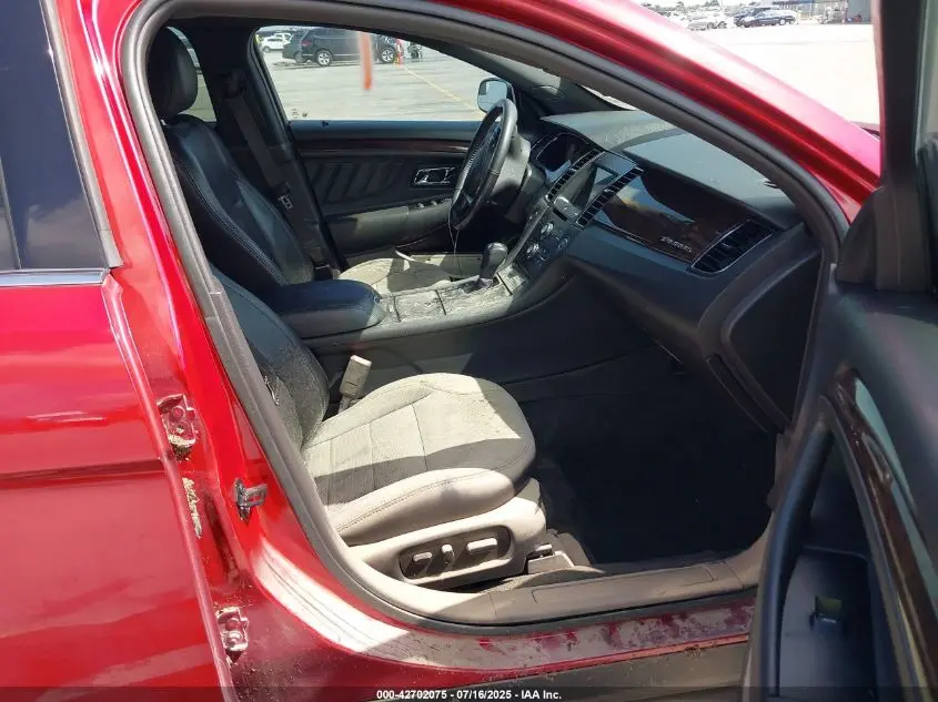 2016 FORD TAURUS LIMITED