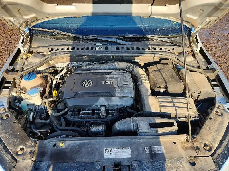 2014 VOLKSWAGEN JETTA SE  
