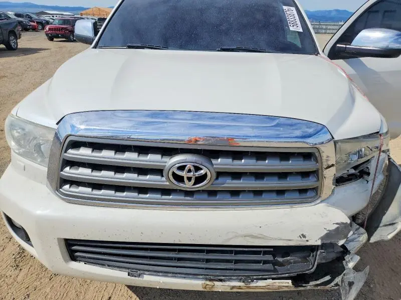 2016 TOYOTA SEQUOIA PLATINUM  
