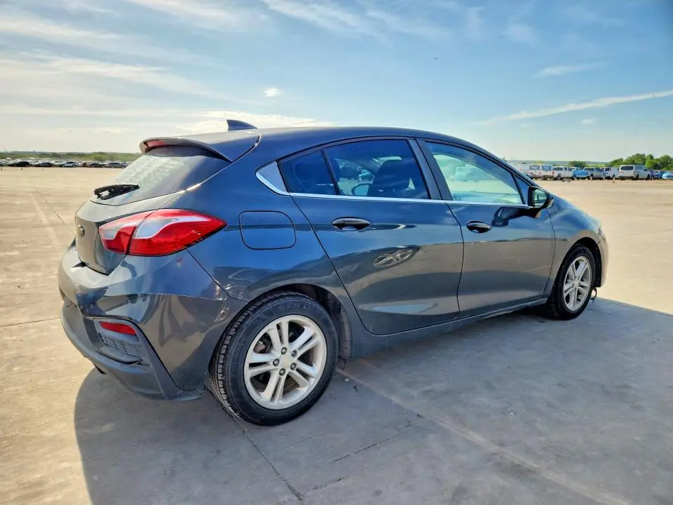 2017 CHEVROLET CRUZE LT  