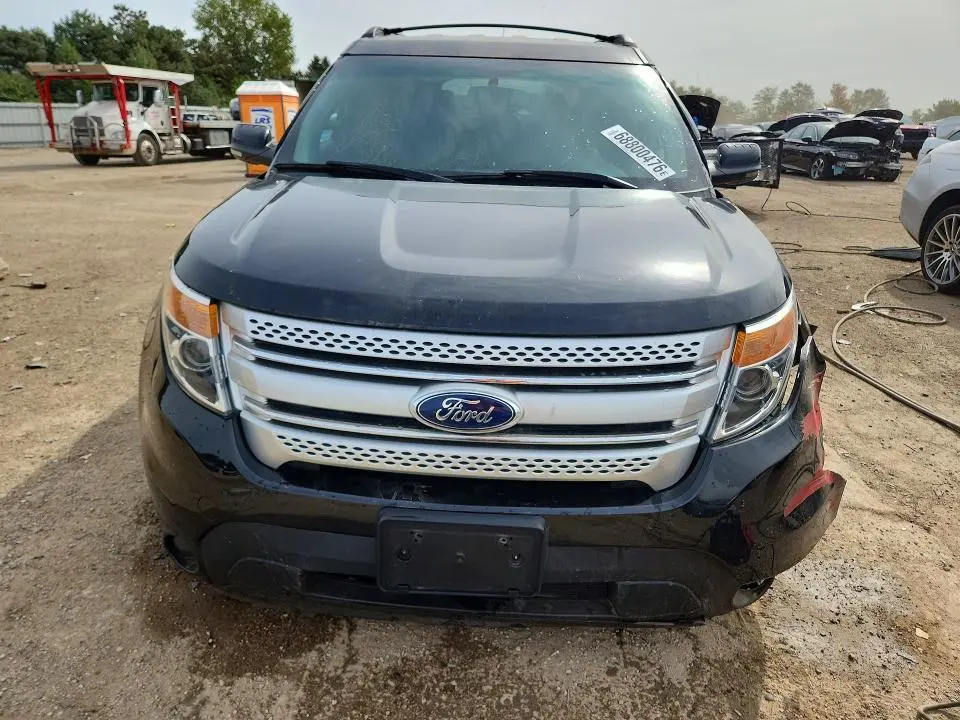 2011 FORD EXPLORER XLT  