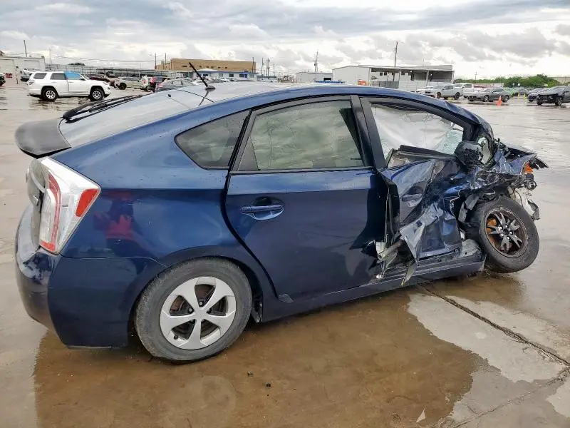 2013 TOYOTA PRIUS   