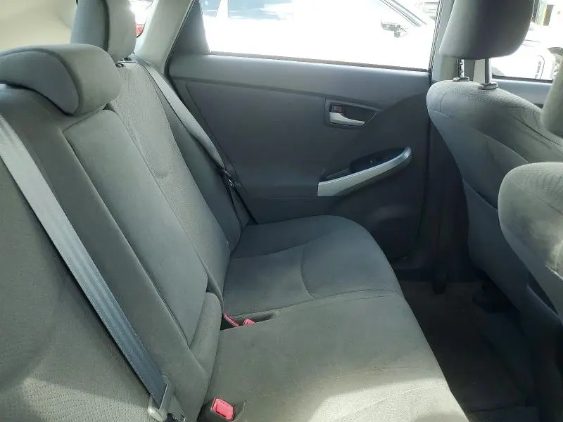 2010 TOYOTA PRIUS II  