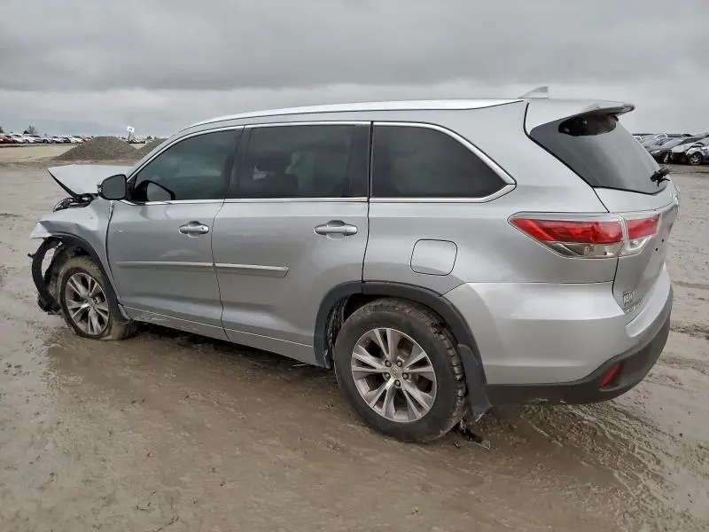 2015 TOYOTA HIGHLANDER XLE  