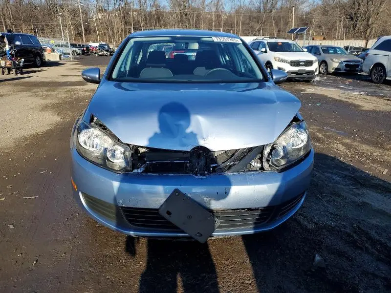 2011 VOLKSWAGEN GOLF   