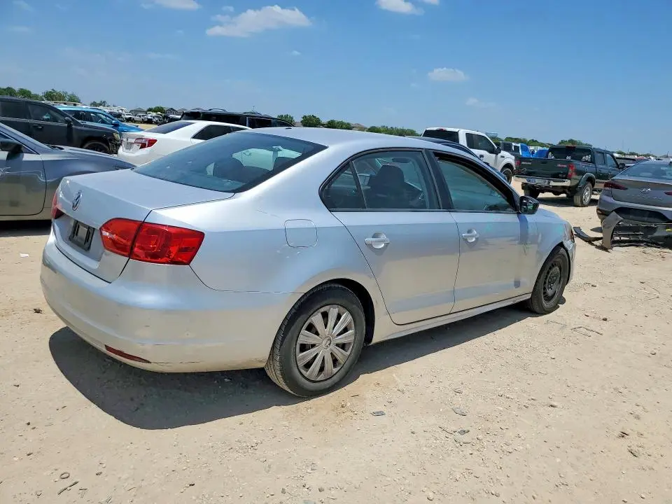 2014 VOLKSWAGEN JETTA   