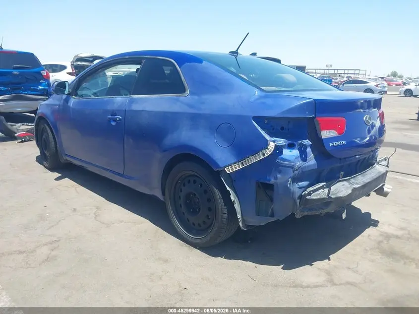 2013 KIA FORTE KOUP SX