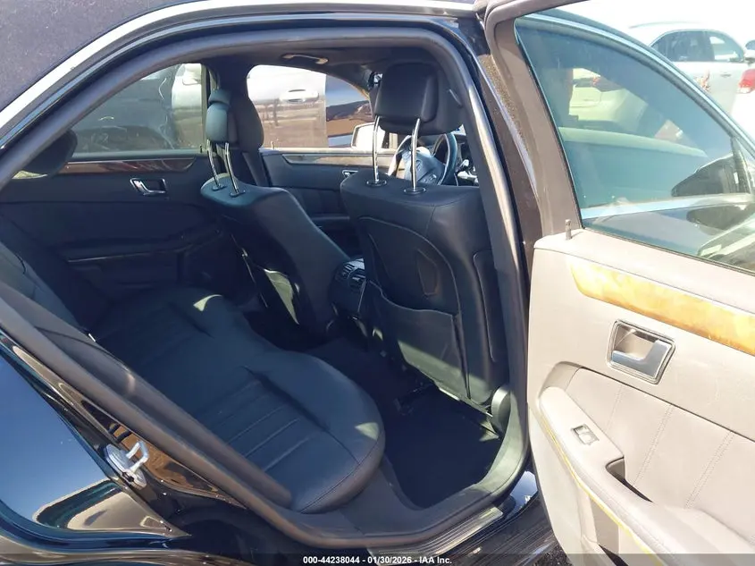 2010 MERCEDES-BENZ E 550  