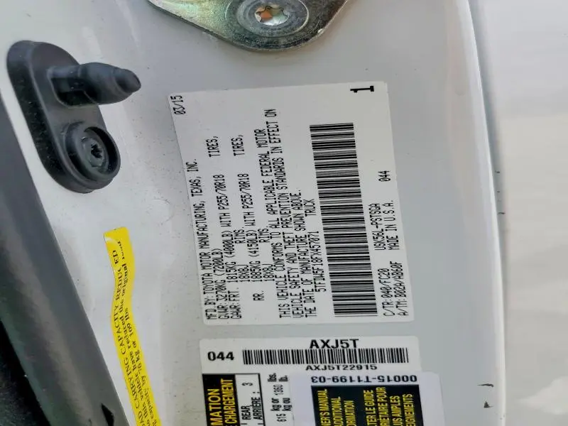 2015 TOYOTA TUNDRA SR5  