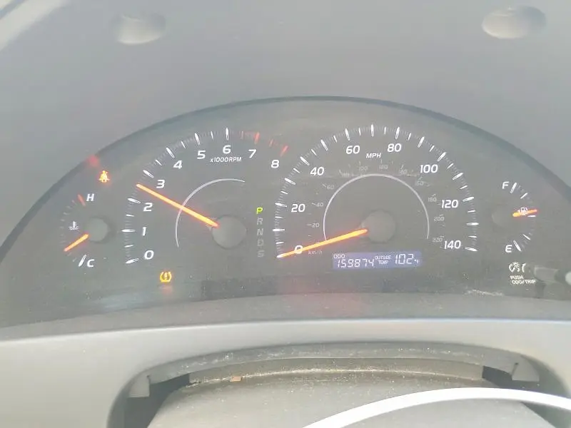 2011 TOYOTA CAMRY LE  