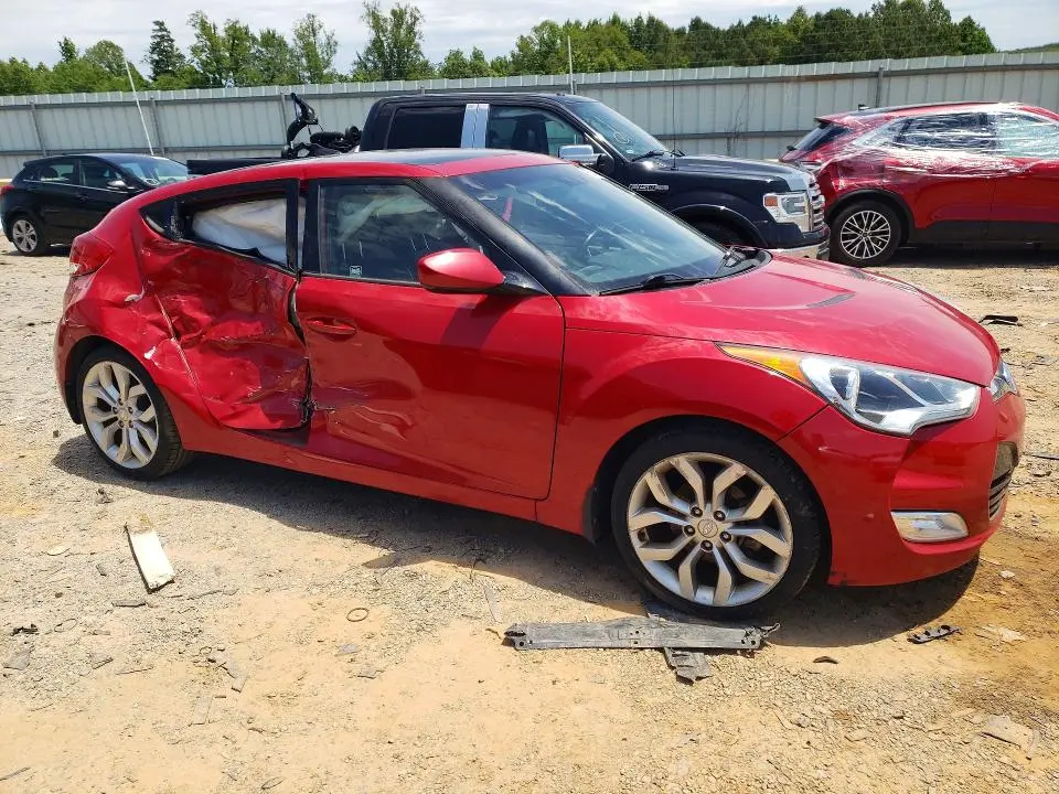 2013 HYUNDAI VELOSTER BASE  