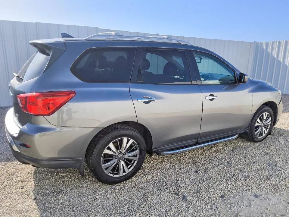 2020 NISSAN PATHFINDER SV  