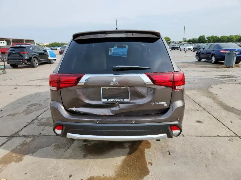 2016 MITSUBISHI OUTLANDER SE