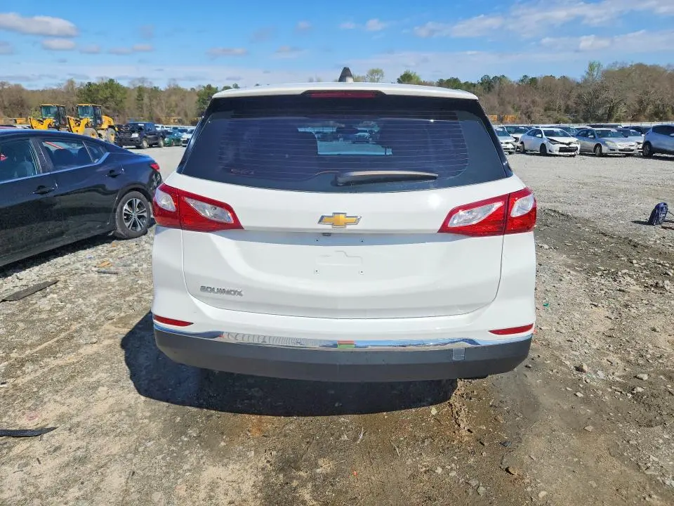 2018 CHEVROLET EQUINOX LS  