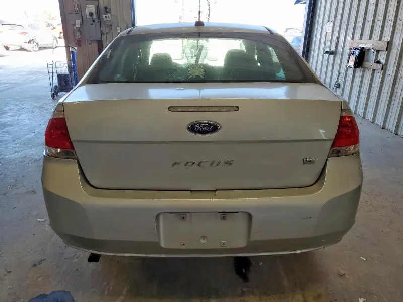 2011 FORD FOCUS SE  