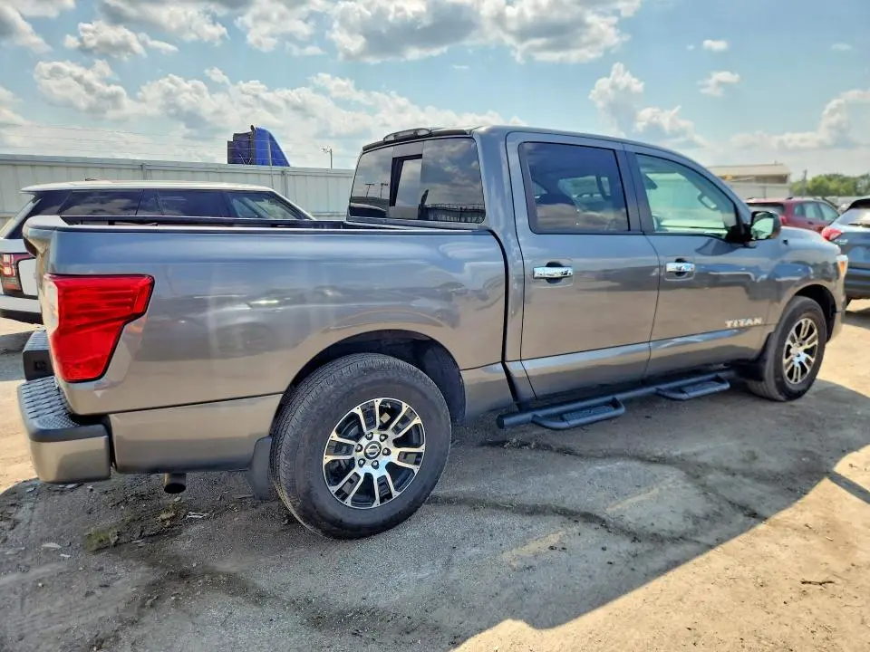 2021 NISSAN TITAN SV  