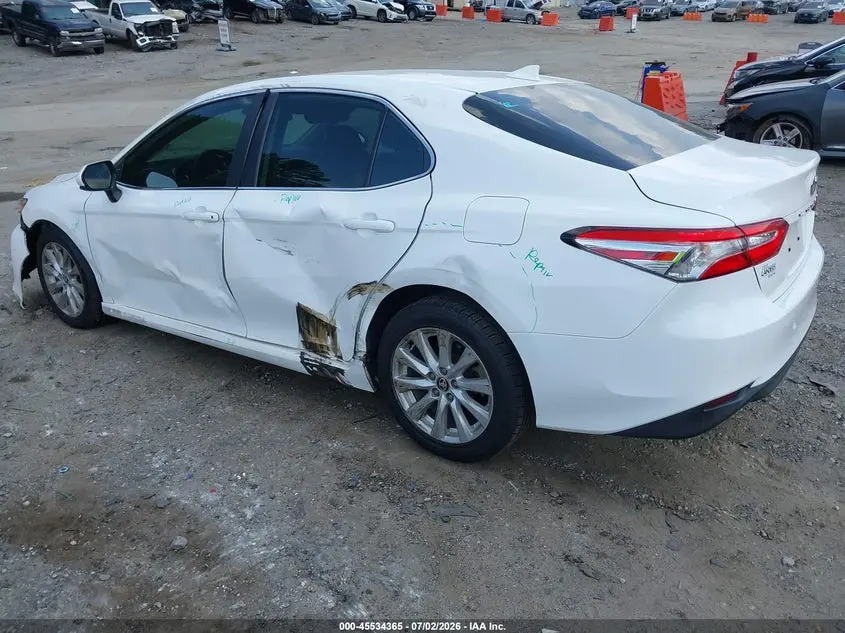 2020 TOYOTA CAMRY LE
