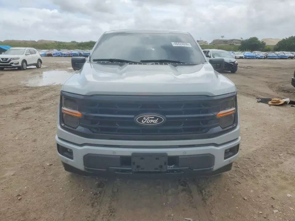 2024 FORD F150 XLT  